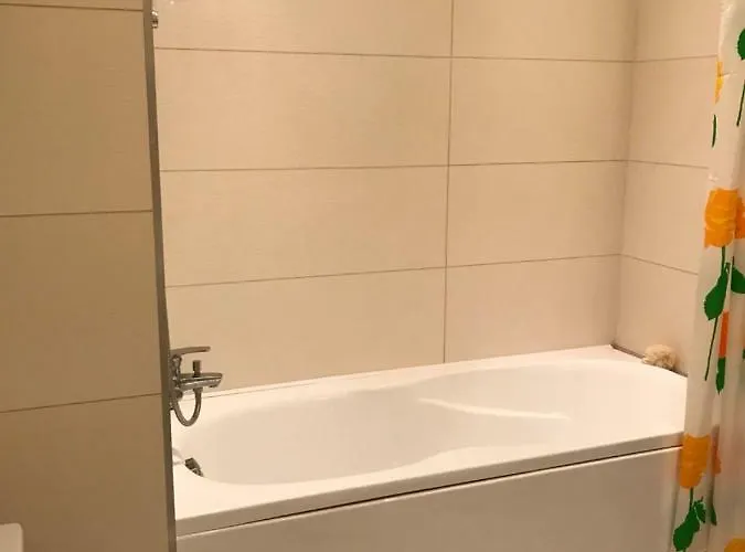 In Vabaduse 72 * Narva-Jõesuu